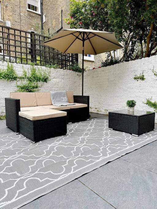 Londwell, Luxe And Leaves, Chelsea Flat With Private Garden Leilighet London Eksteriør bilde