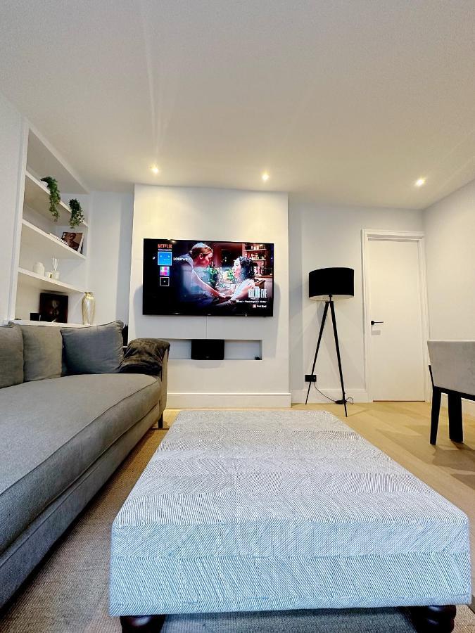 Londwell, Luxe And Leaves, Chelsea Flat With Private Garden Leilighet London Eksteriør bilde